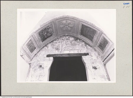 Vorderseite von Pedicini, Luciano [https://www.deutsche-digitale-bibliothek.de/content/lizenzen/rv-ez/] Cattedrale - Bogen einer Kapelle (?), bh225427_recto. Foto: Pedicini, Luciano.