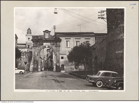 Vorderseite von Alinari [https://www.deutsche-digitale-bibliothek.de/content/lizenzen/rv-ez/] Porta Cappuccini - Ansicht von Süden, bh226661_recto. Foto.