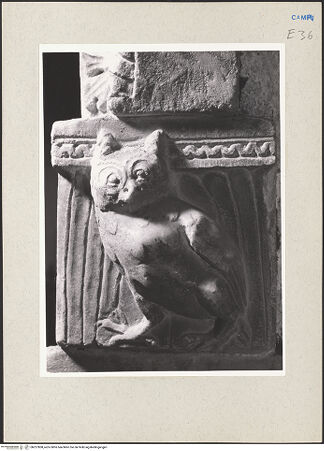 Vorderseite von Pedicini, Luciano [https://www.deutsche-digitale-bibliothek.de/content/lizenzen/rv-ez/] Säulen und Basen - Detail eines Kapitells, bh227808_recto. Foto: Pedicini, Luciano.