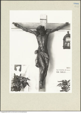 Vorderseite von Getty Research Institute [https://www.deutsche-digitale-bibliothek.de/content/lizenzen/rv-ez/] Kreuzigungsgruppe (Dolenti di Sant’Anatolia di Narco)Corpus Christi von einem Kruzifix - Gesamtansicht, frontal (vor der Restaurierung), bh228537_recto. Foto: Hutzel, Max.