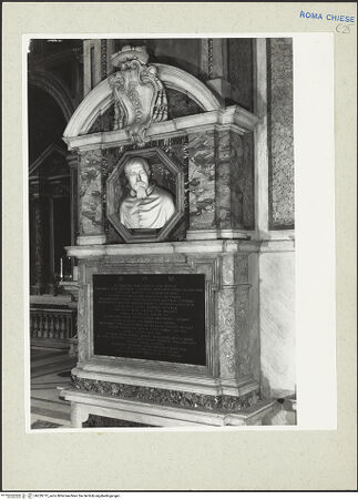 Vorderseite von Courtauld Institute [https://www.deutsche-digitale-bibliothek.de/content/lizenzen/rv-ez/] Grabmal für Kardinal Filippo Visconti (gest. 1664) - Schrägansicht von rechts, bh229713_recto. Foto.