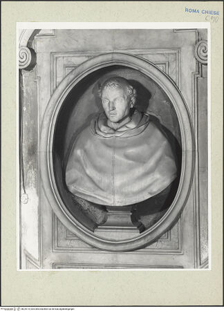 Vorderseite von Courtauld Institute [https://www.deutsche-digitale-bibliothek.de/content/lizenzen/rv-ez/] Kenotaph für Gregorio da Rimini - Teilansicht: Büste, bh229714_recto. Foto.