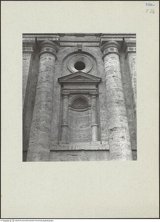 Vorderseite von Courtauld Institute [https://www.deutsche-digitale-bibliothek.de/content/lizenzen/rv-ez/] Grabmal des Kardinals Jacopo Ammanati-Piccolomini (+1479)Jüngstes Gericht - Detail, links: Engel mit zwei Seligen (Schrägansicht vonr rechts), bh229733_recto. Foto.