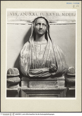 Vorderseite von Courtauld Institute [https://www.deutsche-digitale-bibliothek.de/content/lizenzen/rv-ez/] Grabmal für Pentasilea Grifi (+1527), Tochter des Kardinal Pietro Grifi - Detail: Büste, bh229811_recto. Foto.