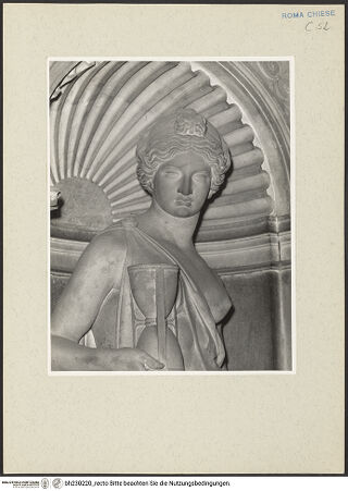 Vorderseite von Courtauld Institute [https://www.deutsche-digitale-bibliothek.de/content/lizenzen/rv-ez/] Grabmal des Kardinals Girolamo Basso della Rovere, (gestorben 1507)Figuren der theologischen und Kardinaltugendenrechte Nische: Mäßigkeit - Detail: Kopf und Büste der Statue, bh230220_recto. Foto.