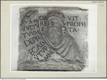 Vorderseite von Courtauld Institute [https://www.deutsche-digitale-bibliothek.de/content/lizenzen/rv-ez/] Relief mit dem Propheten David - Gesamtansicht, bh230233_recto. Foto.