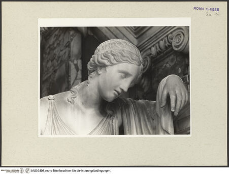Vorderseite von Courtauld Institute [https://www.deutsche-digitale-bibliothek.de/content/lizenzen/rv-ez/] Grabmal für Settima Marina Maffei (gestorben 1822) - Detail, weibliche Statue, bh230408_recto. Foto.