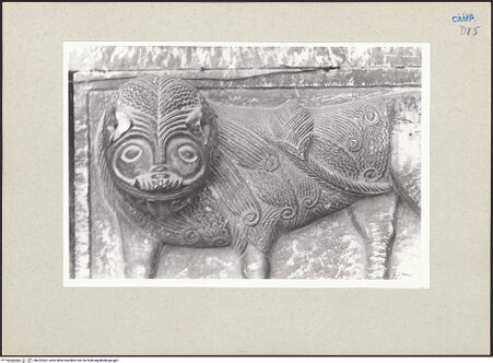 Vorderseite von Pace, Valentino [https://www.deutsche-digitale-bibliothek.de/content/lizenzen/rv-ez/] Hauptportal - Rechter Türpfosten, Detail, bh232462_recto. Foto: Pace, Valentino.