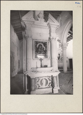 Vorderseite von Guido, Giovanni, Lecce [https://www.deutsche-digitale-bibliothek.de/content/lizenzen/rv-ez/] Altar der Madonna von Cerrate (Vergine di Cerrate) - Gesamtansicht, bh233229_recto. Foto: Guido, Giovanni.