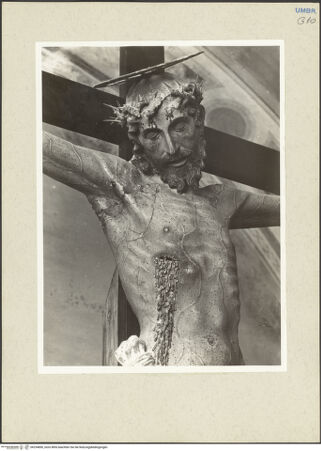 Vorderseite von Getty Research Institute [https://www.deutsche-digitale-bibliothek.de/content/lizenzen/rv-ez/] Kruzifix - Christus, Detail: Kopf und Oberkörper von links, bh234890_recto. Foto: Hutzel, Max.