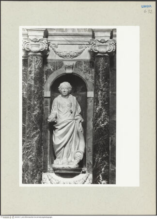 Vorderseite von Getty Research Institute [https://www.deutsche-digitale-bibliothek.de/content/lizenzen/rv-ez/] Grabmonument des Kardinals Erminio Valenti (gest. 1618)Personifikation der Abondanza - Frontalansicht, bh235211_recto. Foto: Hutzel, Max.