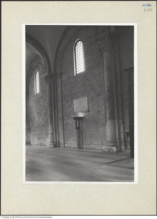 Vorderseite von Foto Marburg [https://www.deutsche-digitale-bibliothek.de/content/lizenzen/rv-ez/] San NicolaSüdseitenschiff - Detail der Südwand von Nordwesten (viertes und fünftes Joch), bh235381_recto. Foto.