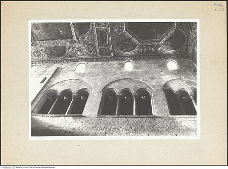 Vorderseite von Foto Marburg [https://www.deutsche-digitale-bibliothek.de/content/lizenzen/rv-ez/] San NicolaMittelschiff - Östliche Joche der Nordwand, bh235388_recto. Foto.