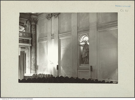 Vorderseite von unbekannt [https://www.deutsche-digitale-bibliothek.de/content/lizenzen/rv-ez/] Santa Maria in VallicellaOratorio di San Filippo NeriSala Borromini - rechte Längsseite, Detail mit Statue des heiligen Filippo Neri, bh236276_recto. Foto: Hutzel, Max.