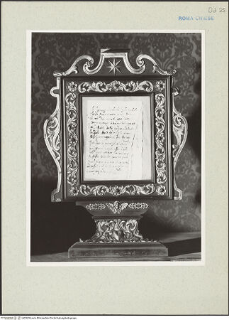 Vorderseite von unbekannt [https://www.deutsche-digitale-bibliothek.de/content/lizenzen/rv-fz/] Schaurahmen mit Autograph des heiligen Filippo Neri - , bh236294_recto. Foto: Hutzel, Max.