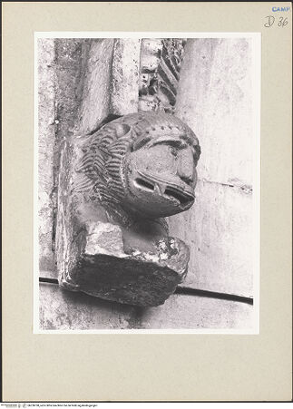 Vorderseite von Pedicini, Luciano [https://www.deutsche-digitale-bibliothek.de/content/lizenzen/rv-ez/] Linkes Nebenportal - Archivolte, linke Konsole (Löwe), bh238790_recto. Foto: Pedicini, Luciano.