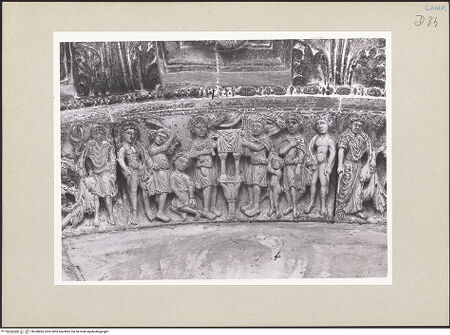 Vorderseite von Pedicini, Luciano [https://www.deutsche-digitale-bibliothek.de/content/lizenzen/rv-ez/] HauptportalSzenen aus dem Alten Testament - Mittleres Detail: die Ermordung Abels (links); das Opfer Kains und Abels (rechts), bh238803_recto. Foto: Pedicini, Luciano.