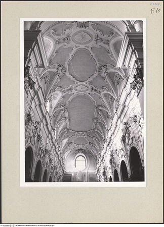 Vorderseite von Pedicini, Luciano [https://www.deutsche-digitale-bibliothek.de/content/lizenzen/rv-ez/] Duomo - Mittelschiff, Gewölbe, bh238812_recto. Foto: Pedicini, Luciano.