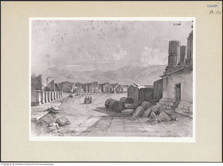 Vorderseite von Sopr. BAS NA [https://www.deutsche-digitale-bibliothek.de/content/lizenzen/rv-ez/] Pompeji. Ansicht des Forums - Gesamtansicht, bh240566_recto. Foto.