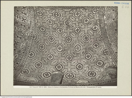 Vorderseite von Alinari [https://www.deutsche-digitale-bibliothek.de/content/lizenzen/rv-ez/] Mosaik mit geometrischen Figuren (Kreuze, Oktogone, Hexagone) - , bh242923_recto. Foto.