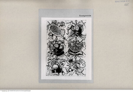 Vorderseite von  [http://creativecommons.org/publicdomain/mark/1.0/] ... - , bh244382. Foto.