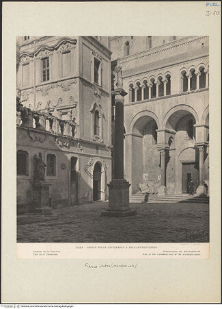 Vorderseite von Rizzoli, E. C. (Milano) [https://www.deutsche-digitale-bibliothek.de/content/lizenzen/rv-ez/] CattedraleSüdseite und Südquerhaus - Detail: Galerie und Loggia mit Portal, bh245698_recto. Foto.