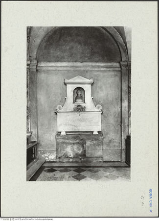 Vorderseite von Bibliotheca Hertziana [https://www.deutsche-digitale-bibliothek.de/content/lizenzen/rv-fz/] Grabmal des Jakob Hieronymus Richebach (gest. 1841) - Gesamtansicht, bh249358_recto. Foto.