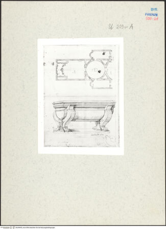 Vorderseite von Sopr. Gall. Firenze [http://creativecommons.org/publicdomain/mark/1.0/] Grundriss vom Tempel des Romulus und antiker Sarkophag - , bh249695_recto. Foto.