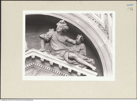 Vorderseite von Courtauld Institute of Art [https://www.deutsche-digitale-bibliothek.de/content/lizenzen/rv-ez/] Heiliger Petrus - Detail: Engel mit Krone, bh252652_recto. Foto.