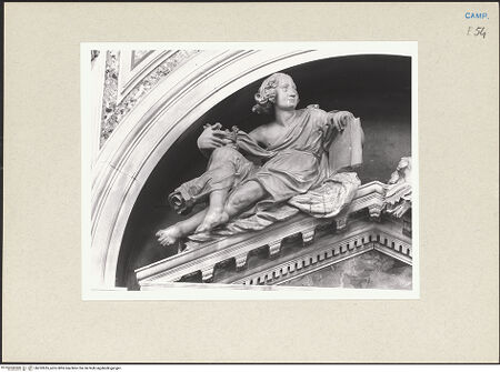 Vorderseite von Courtauld Institute of Art [https://www.deutsche-digitale-bibliothek.de/content/lizenzen/rv-ez/] Heiliger Paulus - Detail: Engel mit Krone und Buch, bh252655_recto. Foto.