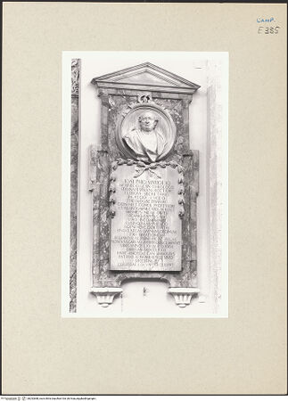 Vorderseite von Courtauld Institute of Art [https://www.deutsche-digitale-bibliothek.de/content/lizenzen/rv-ez/] Denkmal des Domherren Giuseppe Simiolio (gest. 1779) - Gesamtansicht, bh252688_recto. Foto.