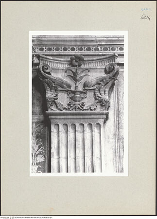 Vorderseite von Courtauld Institute of Art [https://www.deutsche-digitale-bibliothek.de/content/lizenzen/rv-ez/] Kapitell, bh254192_recto. Foto.