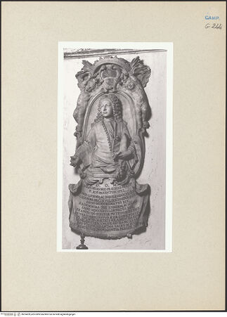 Vorderseite von Courtauld Institute of Art [https://www.deutsche-digitale-bibliothek.de/content/lizenzen/rv-ez/] Grabmal des Cesare Ligorio (gest. 1727) - Gesamtansicht, bh254209_recto. Foto.