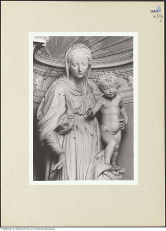 Vorderseite von Courtauld Institute of Art [https://www.deutsche-digitale-bibliothek.de/content/lizenzen/rv-ez/] Der Altar von Monteoliveto (Altare del Pezzo)Maria mit Kind - Detail, bh254226_recto. Foto.