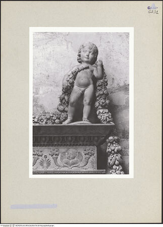 Vorderseite von Courtauld Institute of Art [https://www.deutsche-digitale-bibliothek.de/content/lizenzen/rv-ez/] Altar der Anbetung des ChristuskindesFestonhaltende Putti - Detail: 4. Putto, bh254250_recto. Foto.