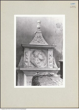 Vorderseite von Courtauld Institute, Conway Library [https://www.deutsche-digitale-bibliothek.de/content/lizenzen/rv-ez/] Grabmal des Giulio Palmerio - Gesamtansicht, bh254287_recto. Foto.