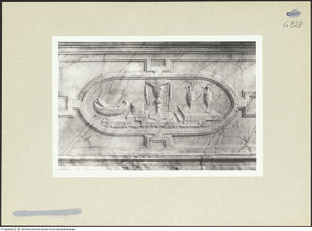 Vorderseite von Courtauld Institute [https://www.deutsche-digitale-bibliothek.de/content/lizenzen/rv-ez/] Hauptaltar - Detail, Antependium: Eucharistie, bh254303_recto. Foto.