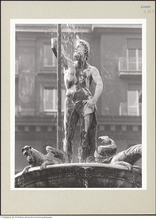 Vorderseite von Courtauld Institute [https://www.deutsche-digitale-bibliothek.de/content/lizenzen/rv-ez/] Fontana del Nettuno (Fontana Medina) - Flußgott (?), bh254359_recto. Foto.