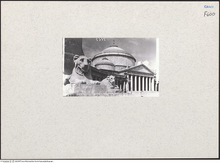 Vorderseite von ICCD [https://www.deutsche-digitale-bibliothek.de/content/lizenzen/rv-ez/] San Francesco di Paola - Fassade (Seitenansicht), bh254875_recto. Foto.