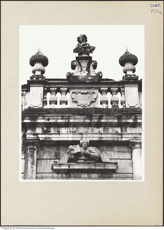 Vorderseite von Hutzel, Max [https://www.deutsche-digitale-bibliothek.de/content/lizenzen/rv-ez/] Dekoration mit Büsten der Heiligen und Propheten - Detail, bh254955_recto. Foto: Hutzel, Max.