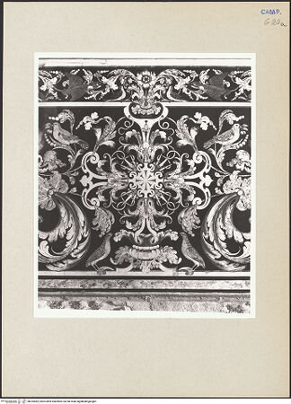 Vorderseite von Hutzel, Max [https://www.deutsche-digitale-bibliothek.de/content/lizenzen/rv-ez/] Hauptaltar - Rückseite, Detail, bh254982_recto. Foto: Hutzel, Max.