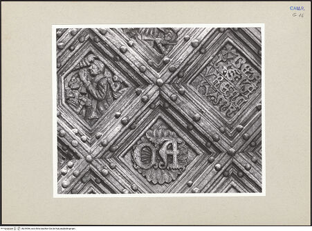 Vorderseite von Hutzel, Max [https://www.deutsche-digitale-bibliothek.de/content/lizenzen/rv-ez/] Tür des Hauptportals der Klosterkirche - Rechter Türflügel, Detail mit Szenen aus der Legende des heiligen Laurentius, bh254986_recto. Foto: Hutzel, Max.