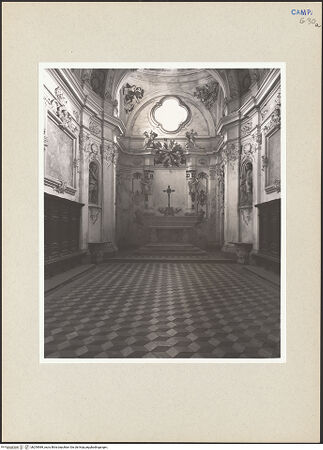Vorderseite von Hutzel, Max [https://www.deutsche-digitale-bibliothek.de/content/lizenzen/rv-ez/] Certosa di San Lorenzo - Blick zum Altar, bh254989_recto. Foto: Hutzel, Max.