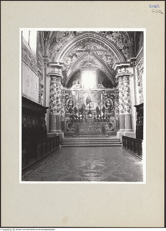 Vorderseite von Hutzel, Max [https://www.deutsche-digitale-bibliothek.de/content/lizenzen/rv-ez/] Certosa di San Lorenzo - Innenraum zum Hauptaltar, bh255001_recto. Foto: Hutzel, Max.