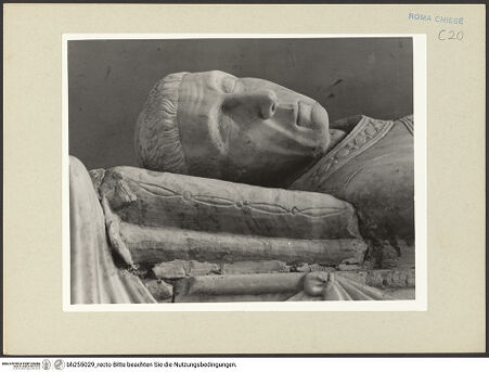 Vorderseite von Hutzel, Max [https://www.deutsche-digitale-bibliothek.de/content/lizenzen/rv-ez/] Grabmal des Kardinals Stefano Surdi (de Surdis) - Detail: Kopf, bh255029_recto. Foto: Hutzel, Max.