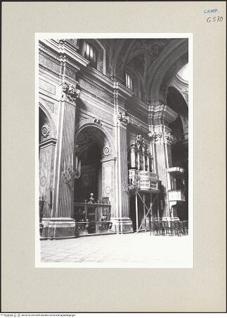 Vorderseite von Bösel, Richard [https://www.deutsche-digitale-bibliothek.de/content/lizenzen/rv-fz/] San Ferdinando - Langhaus, Seitenansicht, bh255729_recto. Foto: Bösel, Richard.