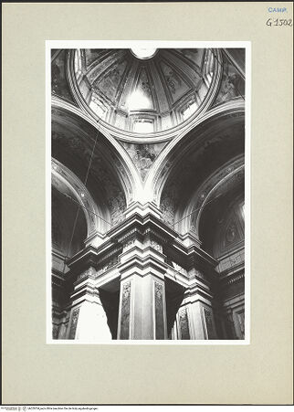 Vorderseite von Bösel, Richard [https://www.deutsche-digitale-bibliothek.de/content/lizenzen/rv-fz/] Santa Teresa a Chiaia - Kuppel, Pendentif, und Pfeiler, bh255734_recto. Foto: Bösel, Richard.