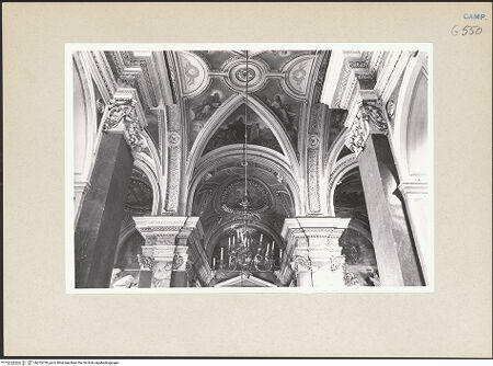 Vorderseite von Bösel, Richard [https://www.deutsche-digitale-bibliothek.de/content/lizenzen/rv-fz/] San Domenico Soriano - Gewölbe, bh255778_recto. Foto: Bösel, Richard.