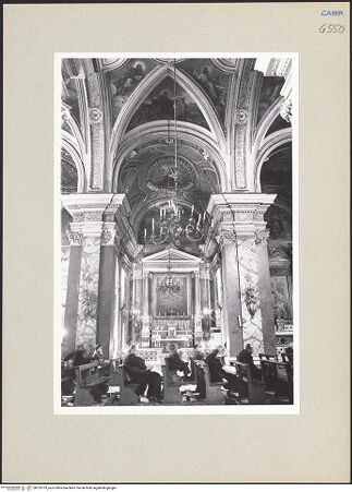 Vorderseite von Bösel, Richard [https://www.deutsche-digitale-bibliothek.de/content/lizenzen/rv-fz/] San Domenico Soriano - Ansicht zur einen Seitenkapelle links, bh255779_recto. Foto: Bösel, Richard.