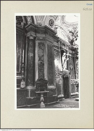 Vorderseite von Bösel, Richard [https://www.deutsche-digitale-bibliothek.de/content/lizenzen/rv-fz/] Pfeiler zwischen dem Kuppelraum und dem Altarraum, bh255791_recto. Foto: Bösel, Richard.